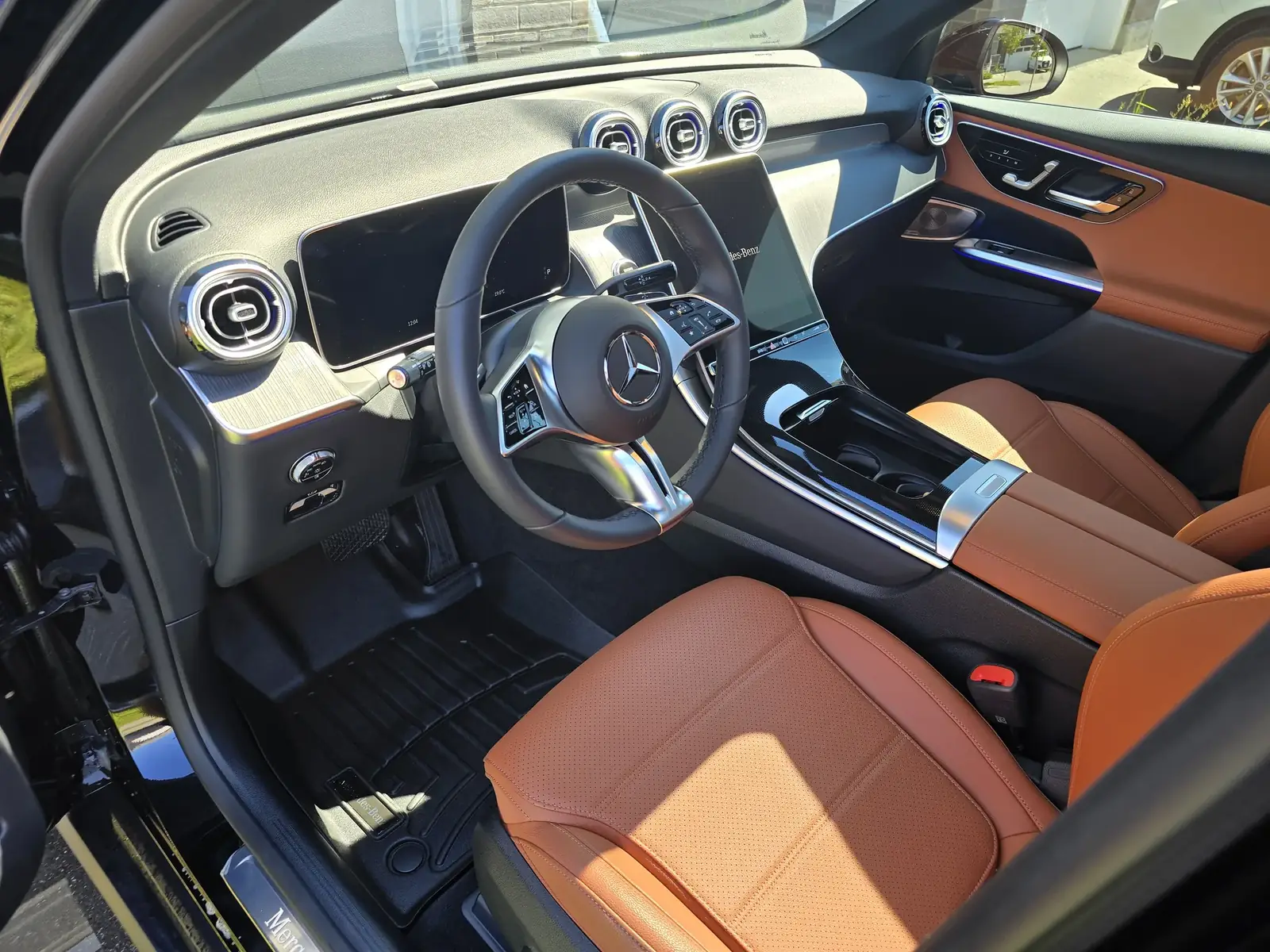 Detailed tan leather interior